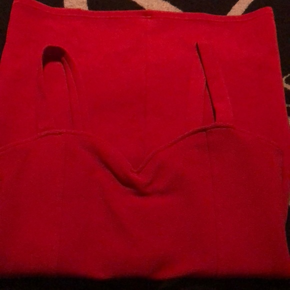 Little red dress - Picture 1 of 3